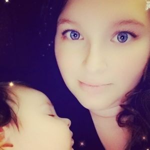 Meet your Posher, Leah